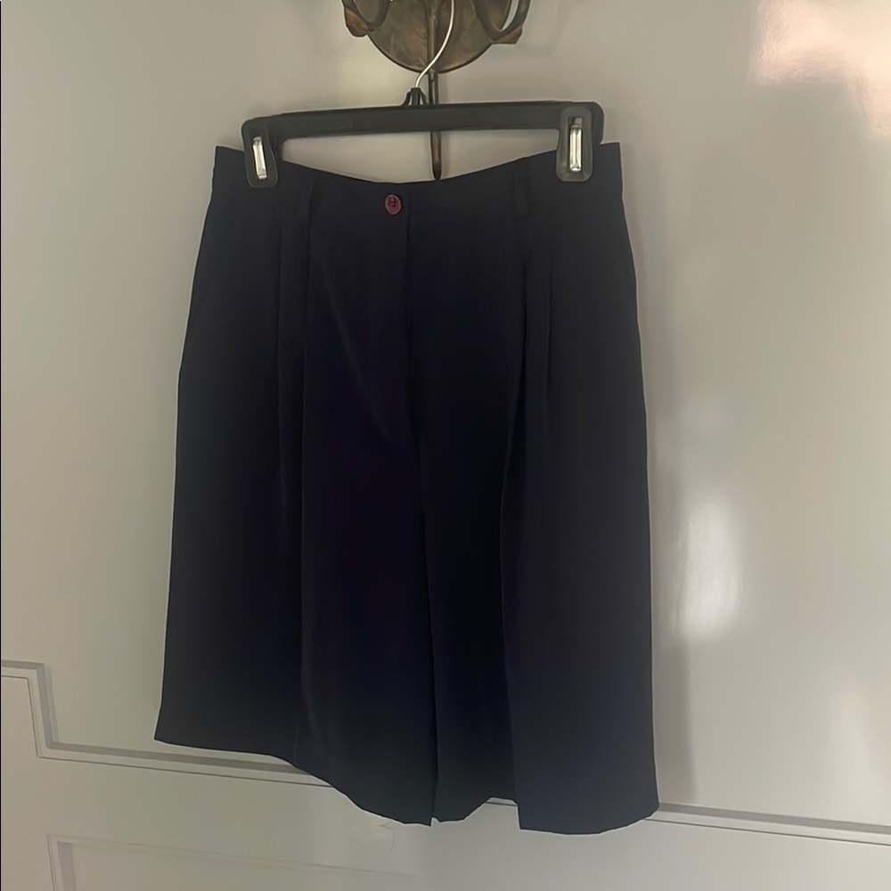 Votre Nom Elegant Navy Shorts